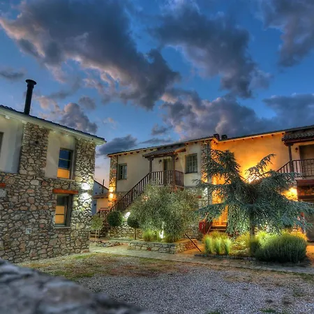 Oikies Art Guest house 4*